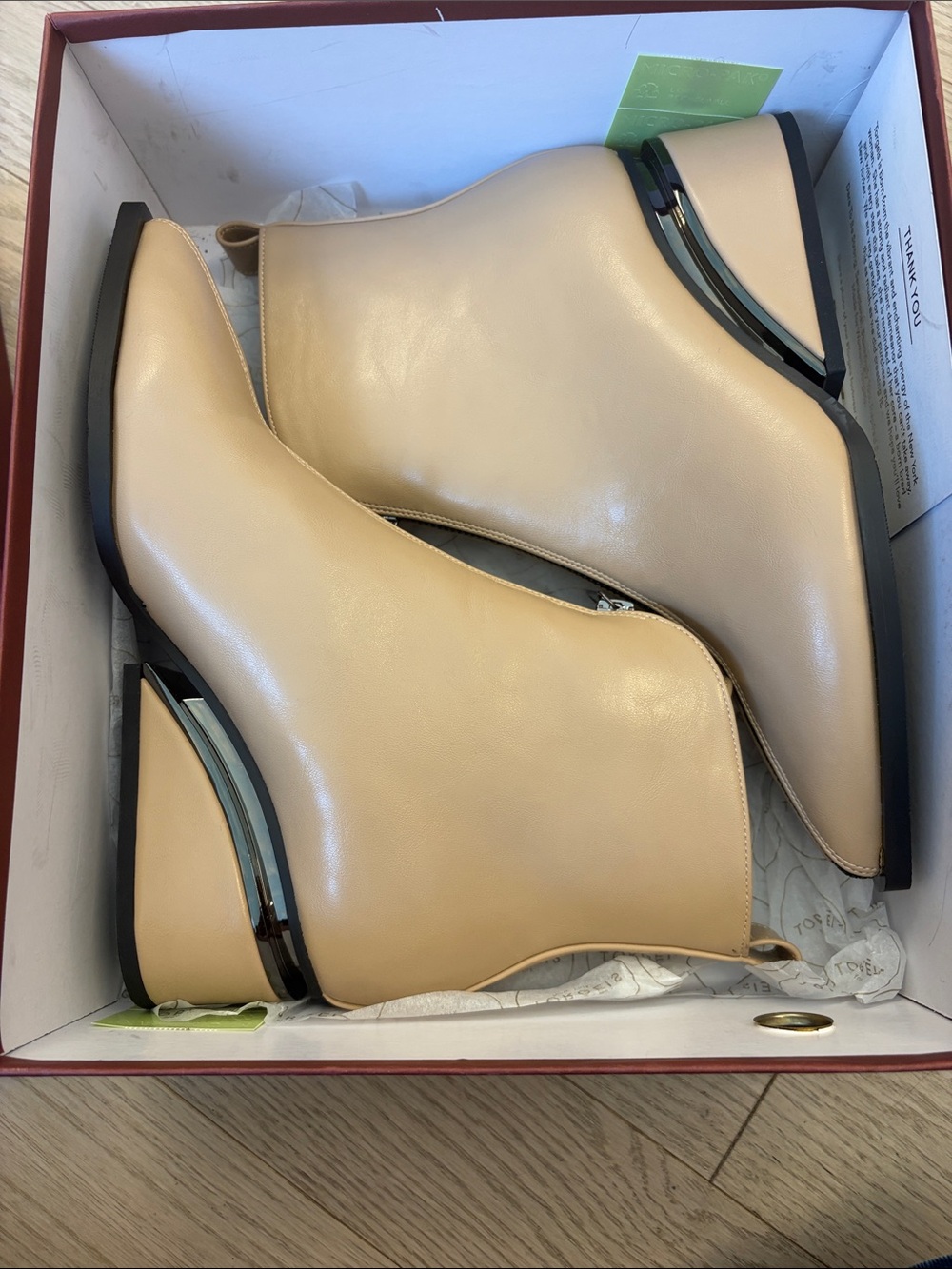 Corgis Beige Leather Ankle Boots with Sculpted Black-Trim Heel - Picture 6 of 6
